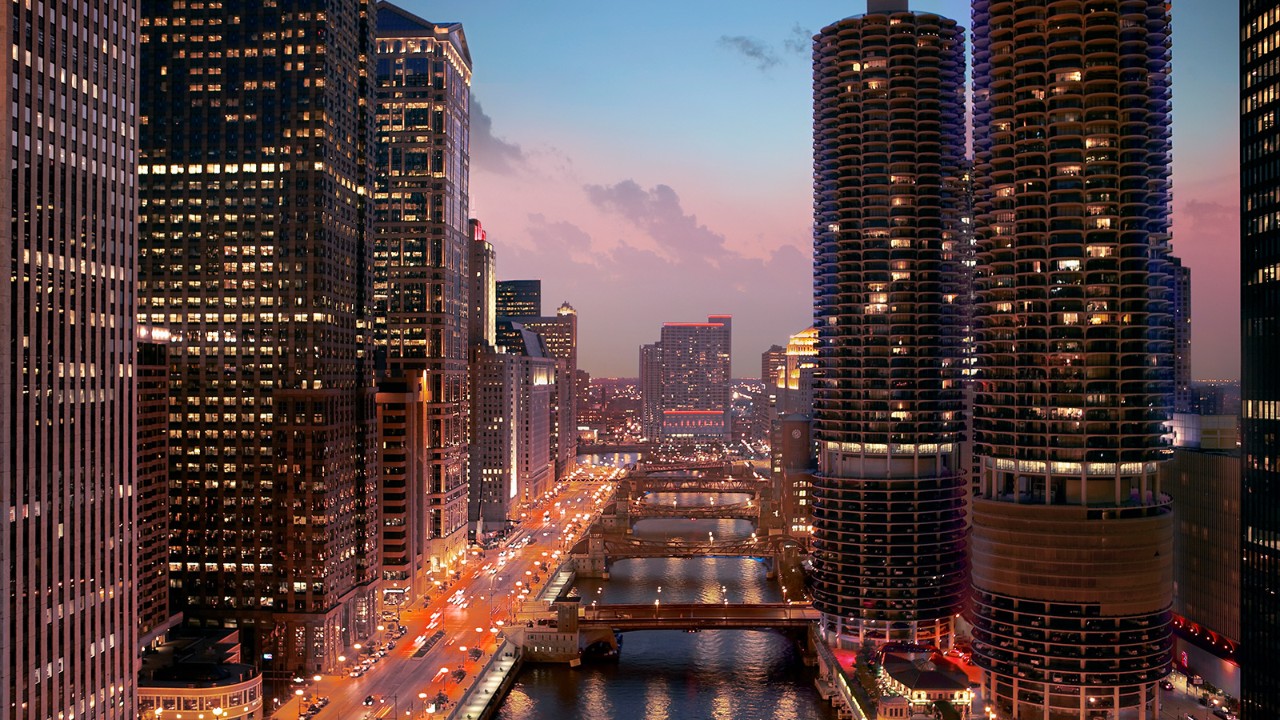 Paysage urbain de nuit de Chicago